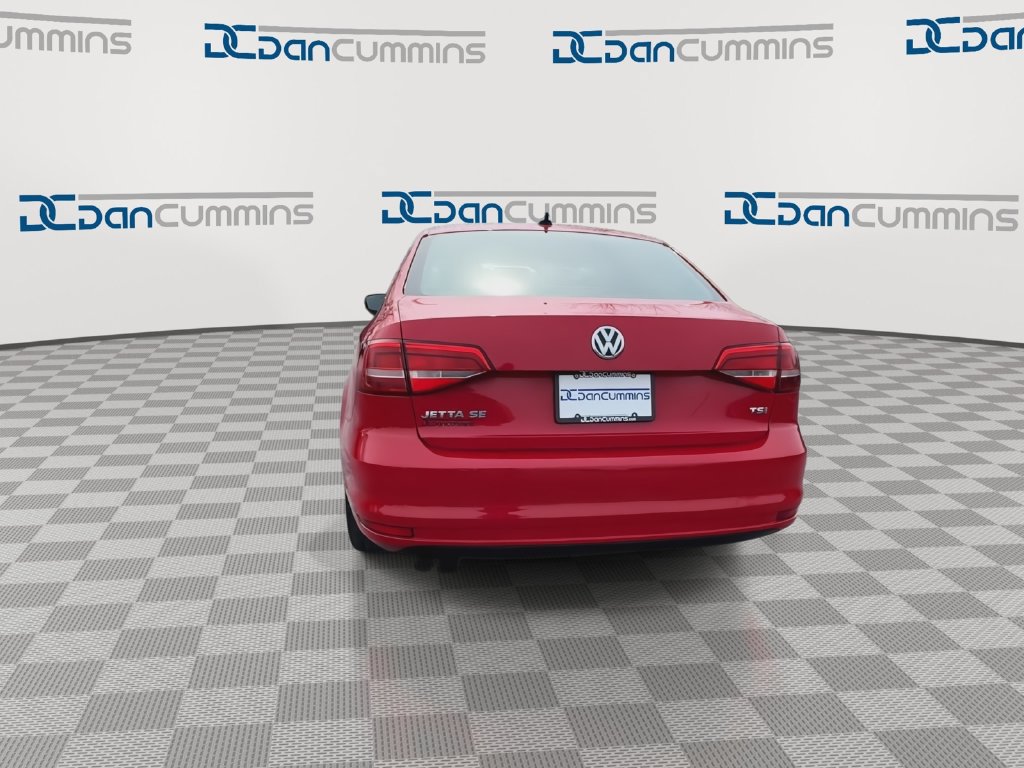 Used 2015 Volkswagen Jetta SE FWD image 7