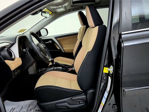 Used 2017 Toyota RAV4 XLE w/ Plus Extra Value Package image 25