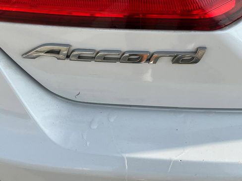 Used 2014 Honda Accord Touring image 10