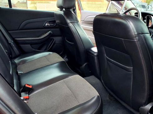 Used 2014 Chevrolet Malibu LT image 16