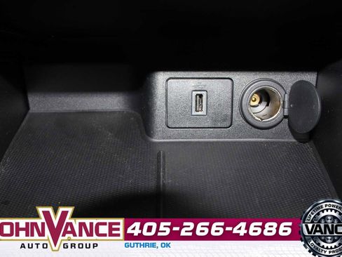 Used 2020 Ford Escape SE FWD image 38