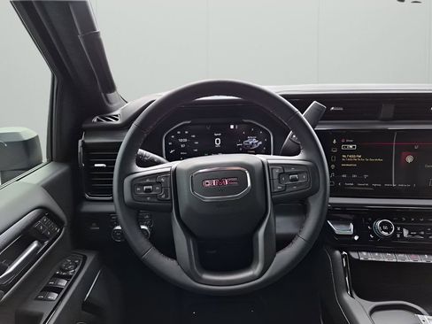 Used 2026 GMC Sierra 2500 AT4X w/ LPO, Black Badging Package image 24