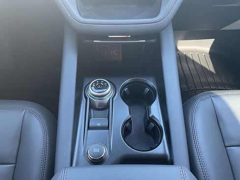 Used 2025 Ford Explorer ST image 38