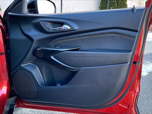 Used 2024 Chevrolet Trax ACTIV w/ Driver Confidence Package image 23