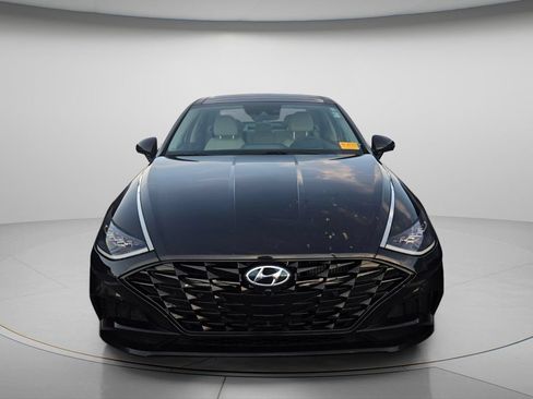 Used 2022 Hyundai Sonata Limited FWD image 3