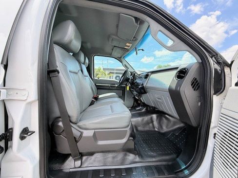Used 2014 Ford F250 XL w/ Power Equipment Group AWD/4WD image 17