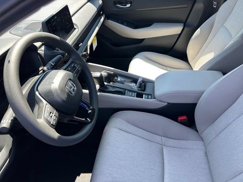 New 2026 Honda Accord SE image 9