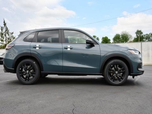 New 2026 Honda HR-V Sport image 8
