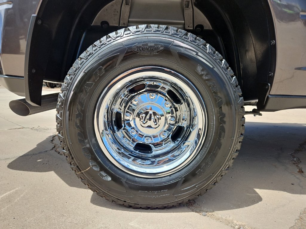 New 2026 RAM 3500 Tradesman AWD/4WD image 9