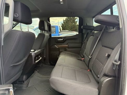 Used 2021 Chevrolet Silverado 1500 LT Trail Boss w/ Convenience Package II image 21