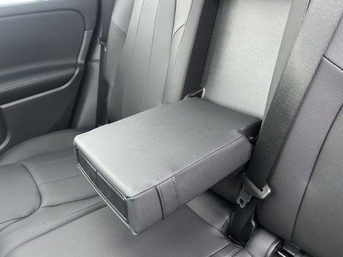 Certified 2025 Mercedes-Benz GLB 250 GLB 250 image 22