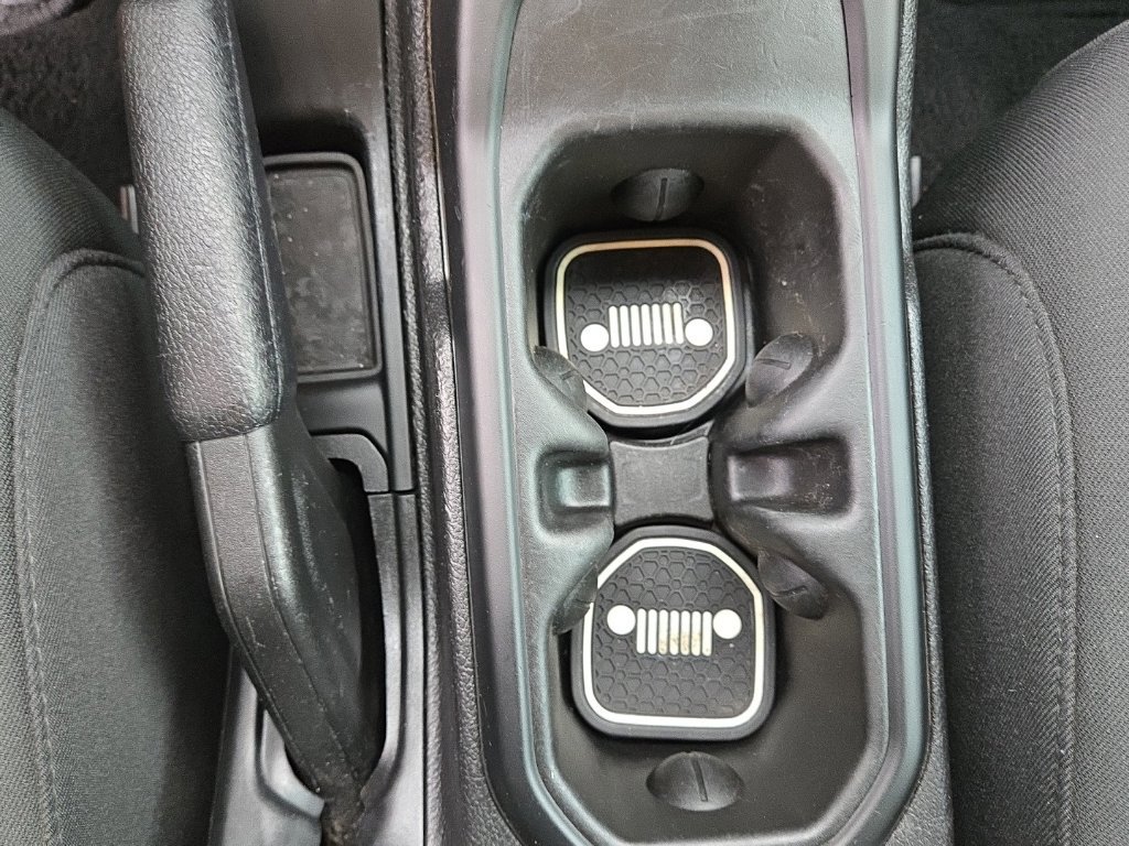 Used 2021 Jeep Wrangler Unlimited Rubicon AWD/4WD image 27