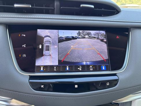 Certified 2021 Cadillac XT5 Premium Luxury image 22