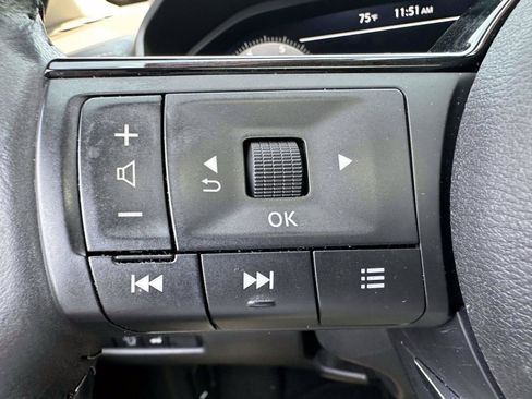 Certified 2023 Nissan Rogue Platinum w/ Platinum Premium Package AWD/4WD image 36