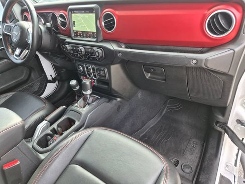 Used 2022 Jeep Gladiator Rubicon w/ LED Lighting Group AWD/4WD image 21
