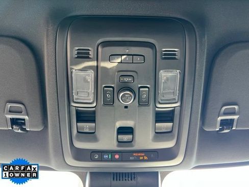 Used 2023 Chevrolet Tahoe Z71 w/ Luxury Package AWD/4WD image 36