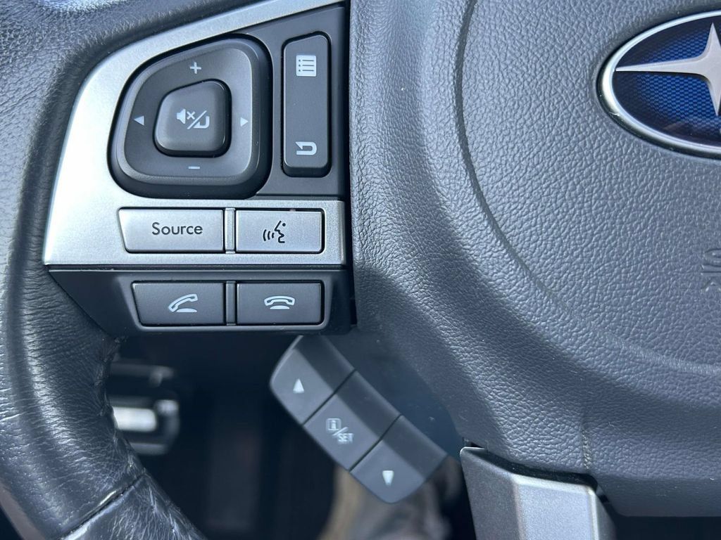 Used 2017 Subaru Outback 2.5i Premium AWD/4WD image 25