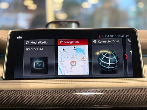 Used 2018 BMW X5 M image 30
