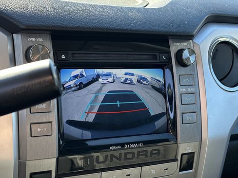 Used 2018 Toyota Tundra SR5 image 21