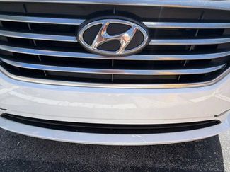 Used 2017 Hyundai Sonata SE FWD video 2