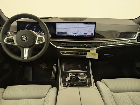 New 2026 BMW X5 sDrive40i w/ M Sport Package RWD image 17