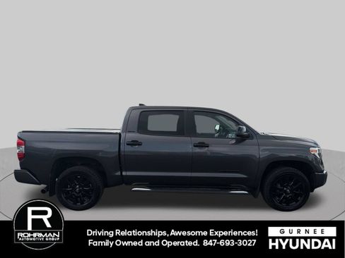 Used 2021 Toyota Tundra Limited w/ Limited Premium Package AWD/4WD image 11