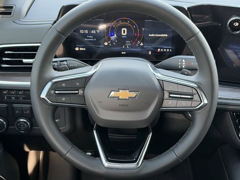 New 2026 Chevrolet Suburban Premier RWD image 13