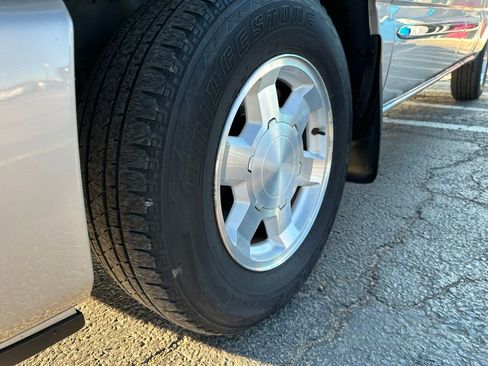 Used 2006 GMC Sierra 1500 SLT w/ Onstar Plus Package image 9