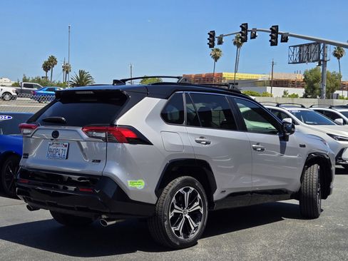 Used 2023 Toyota RAV4 XSE w/ Weather Package AWD/4WD image 4