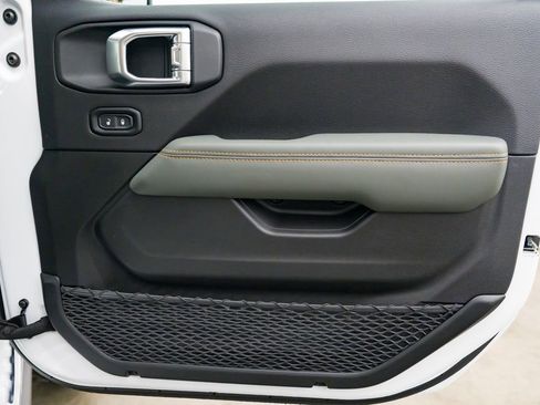 New 2026 Jeep Gladiator Mojave image 27