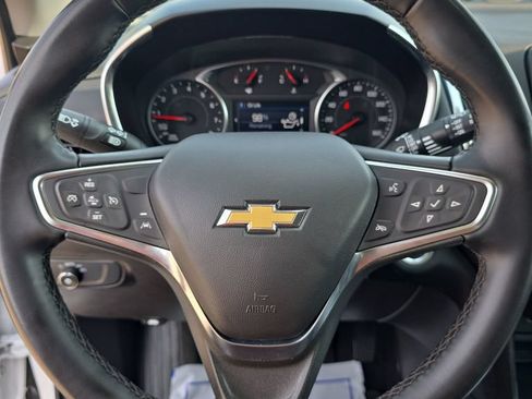 Used 2024 Chevrolet Equinox LT AWD/4WD image 14
