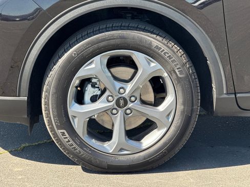 Used 2025 Ford Escape ST-Line image 25