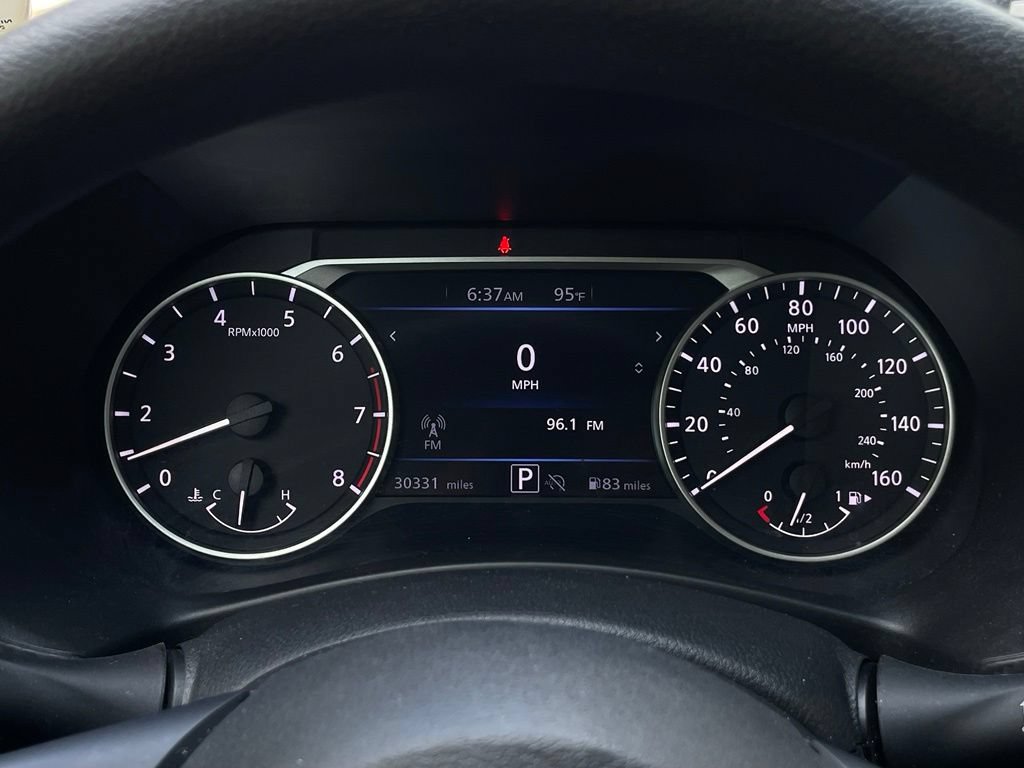 Used 2025 Nissan Sentra SV FWD image 15