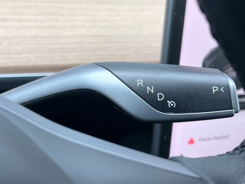 Used 2022 Tesla Model 3 Long Range image 23