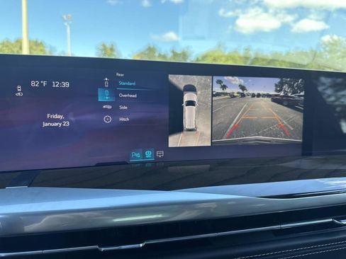 New 2026 Cadillac Escalade Platinum Luxury w/ LPO, Floor Liner Package image 25