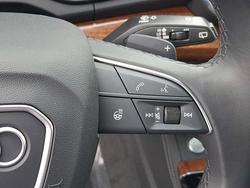 Certified 2023 Audi Q5 2.0T Premium Plus w/ Premium Plus Package image 18