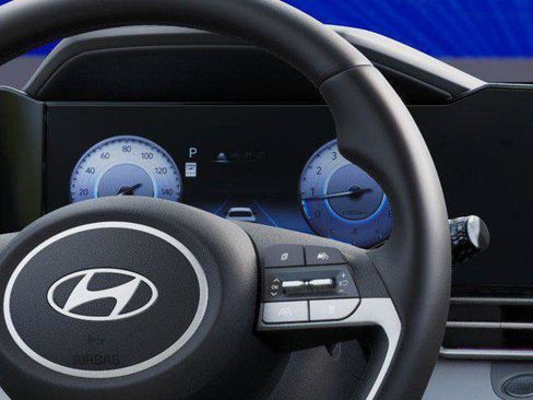 New 2025 Hyundai Elantra Limited w/ Cargo Package image 14