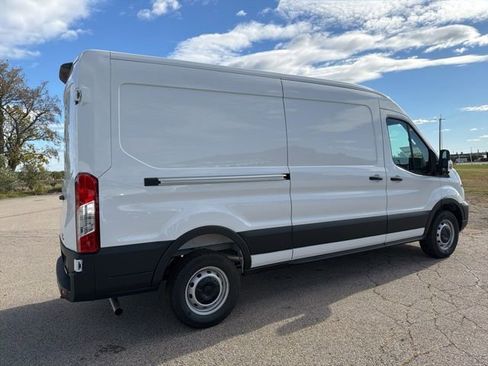 New 2025 Ford Transit 250 148 Medium Roof image 5