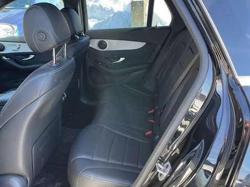 Used 2022 Mercedes-Benz GLC 300 4MATIC image 13