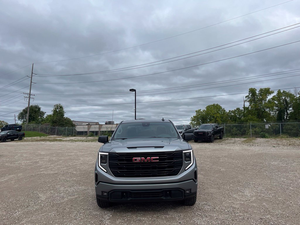 Used 2026 GMC Sierra 1500 Elevation AWD/4WD image 3