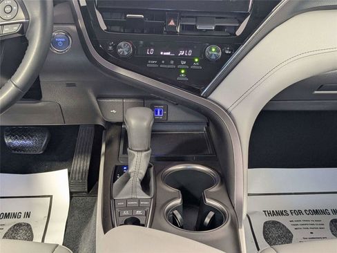 Used 2023 Toyota Camry SE FWD image 40