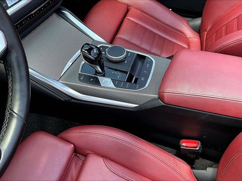 Used 2022 BMW M440i Convertible RWD image 18