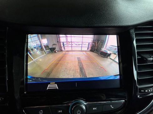 Used 2020 Chevrolet Trax Premier image 24