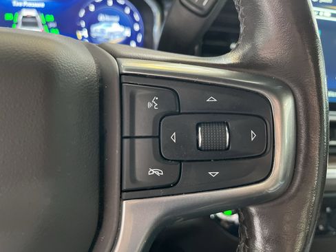 Used 2022 Chevrolet Silverado 1500 LT AWD/4WD image 18