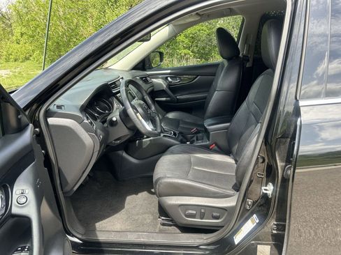 Used 2020 Nissan Rogue SL w/ Premium Package AWD/4WD image 12