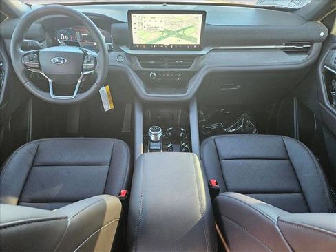 New 2026 Ford Explorer Platinum image 15