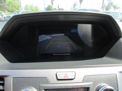 Used 2014 Honda Odyssey EX image 16