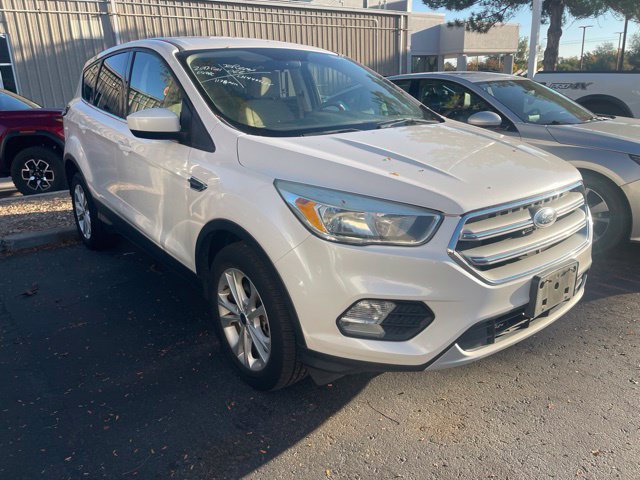 Used 2017 Ford Escape SE AWD/4WD image 1