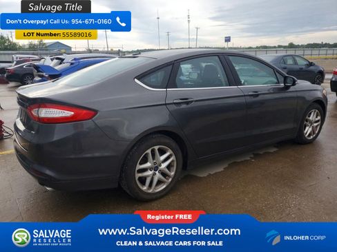 Used 2016 Ford Fusion SE FWD image 4