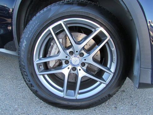 Used 2017 Mercedes-Benz GLC 300 4MATIC image 34